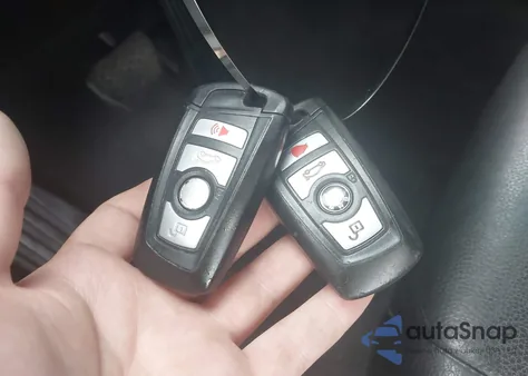 2015 BMW 528I z USA, uszkodzony, nr VIN WBA5A5C50FD520155